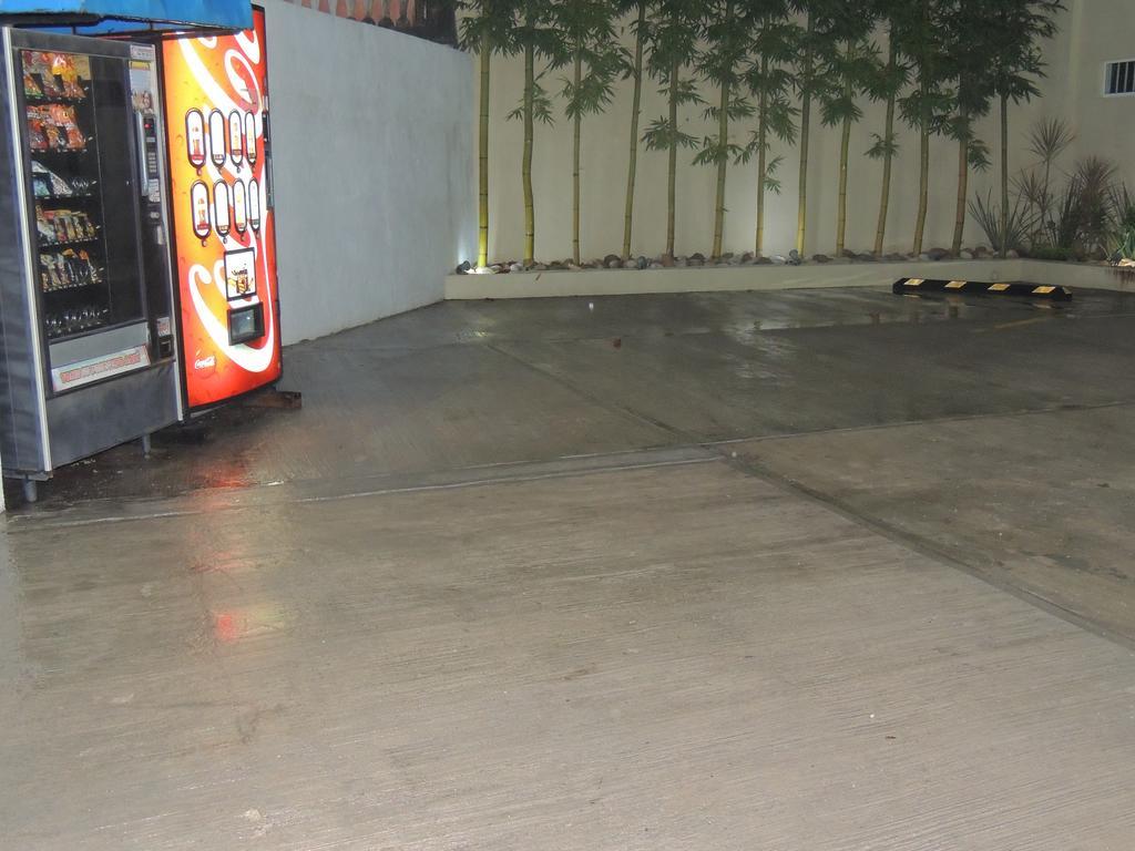 Hotel Metropolitano 坦皮科 外观 照片
